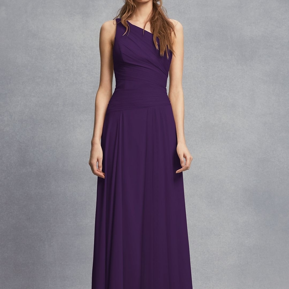 David's Bridal Dress in Wine Size 26